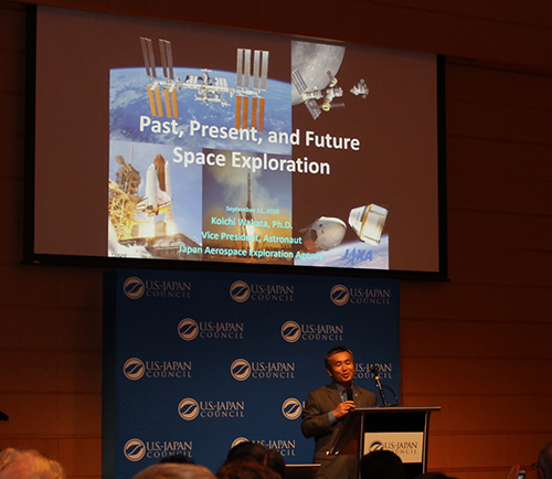 Dr. Wakata discusses his career as an astronaut